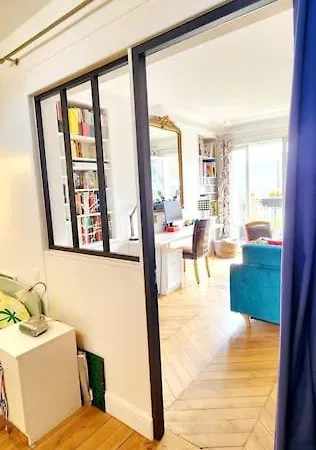 Sentier Sublime Cosy In Heart Of Apartmán