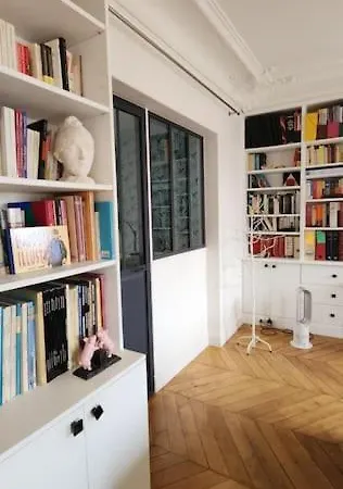 Sentier Sublime Cosy In Heart Of Apartmán